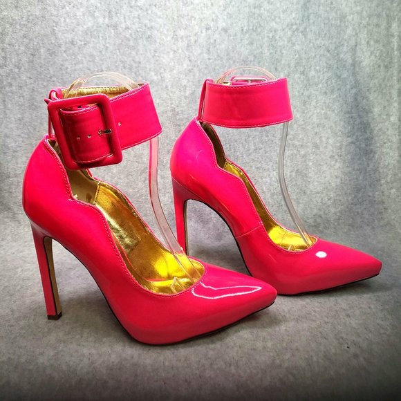 Escarpins Noirs En Daim MIA - Taille 6 US - Talons Hauts - Occasion Très Bon état